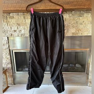 Wilson Black Women’s Joggers Size XL